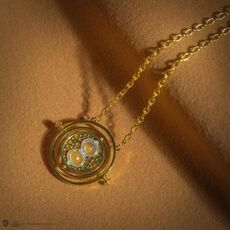 Harry Potter Necklace with Pendant Time-Turner with Gift Box- 9 image