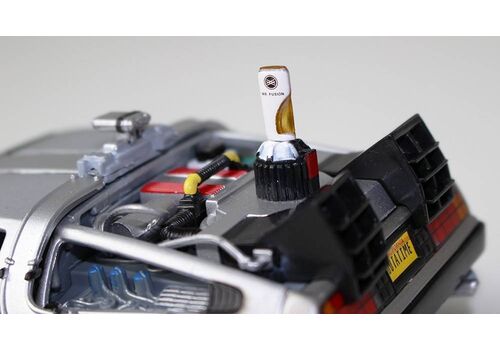 Back to the Future II 1/24 Vehicle 81 DeLorean LK Coupe- 9 image