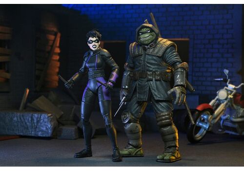 Figurka s vozidlem TMNT: The Last Ronin Lost Years - Casey Marie with Motorcycle- 24 image