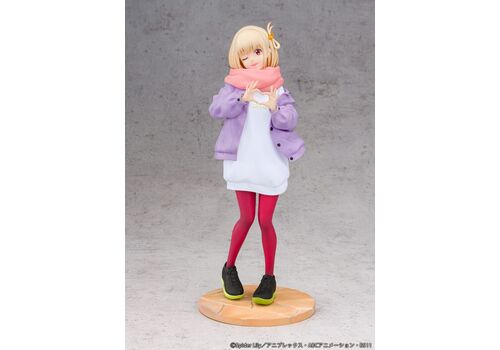Lycoris Recoil 1/7 Statue - Chisato Nishikigi (Winter Outfit Ver.)- 2 image