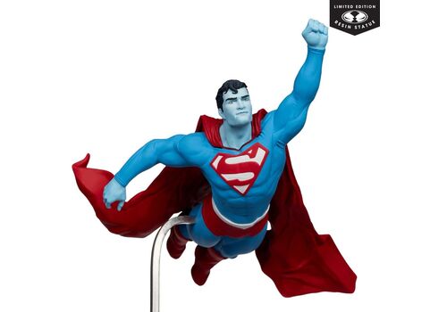 DC Direct 1/10 Statue - Superman Red and Blue (by Lee Bermejo)- 2 image