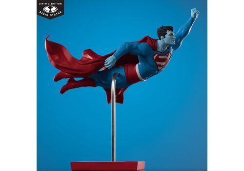 DC Direct 1/10 Statue - Superman Red and Blue (by Lee Bermejo)- 5 image