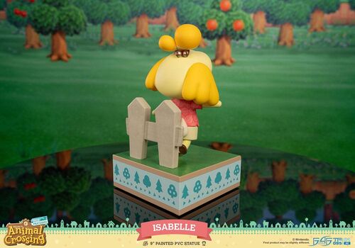 Animal Crossing: New Horizons Statue - Isabelle- 5 image